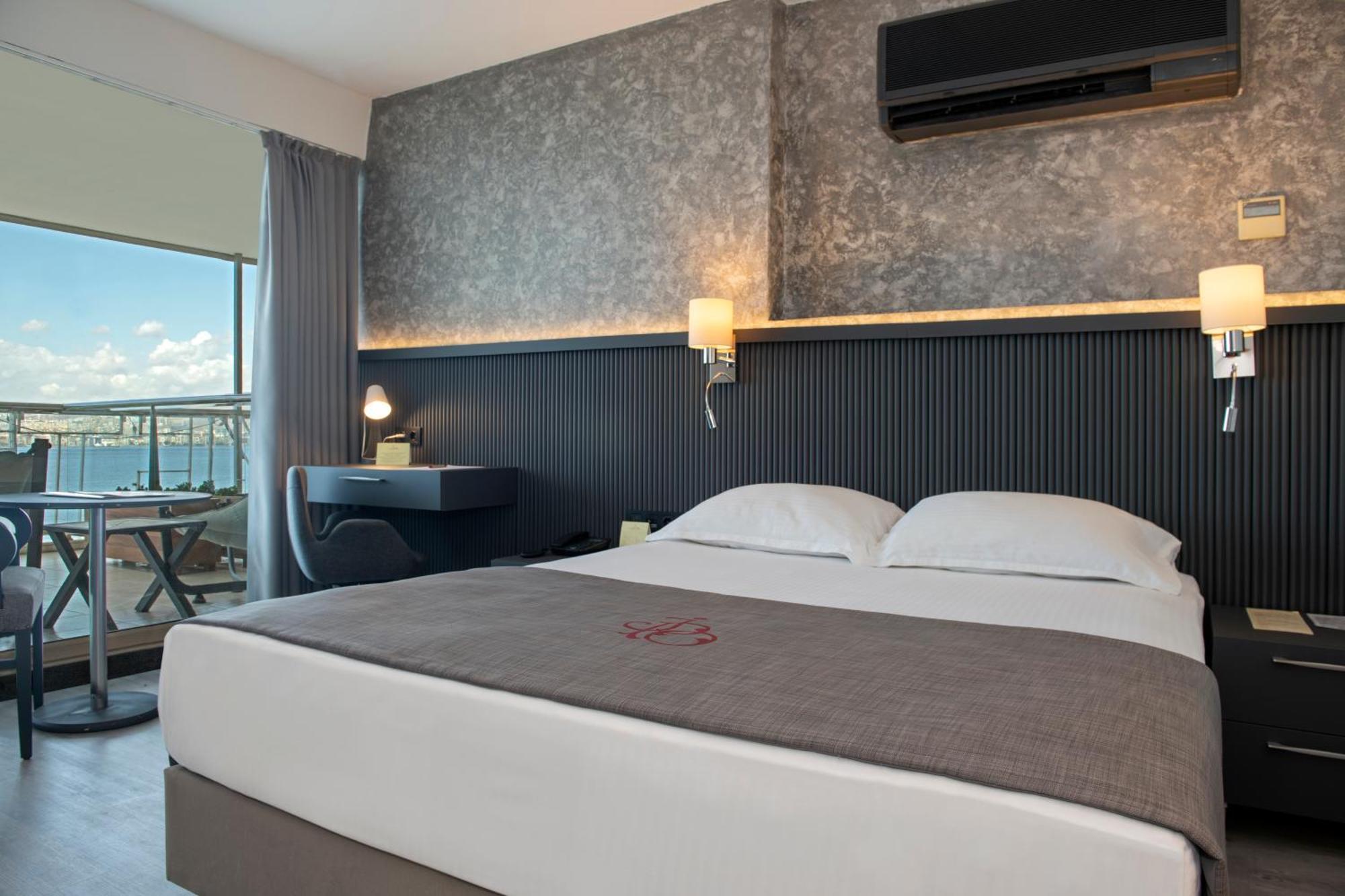 Superior Doppel- oder Zweibettzimmer mit Meerblick