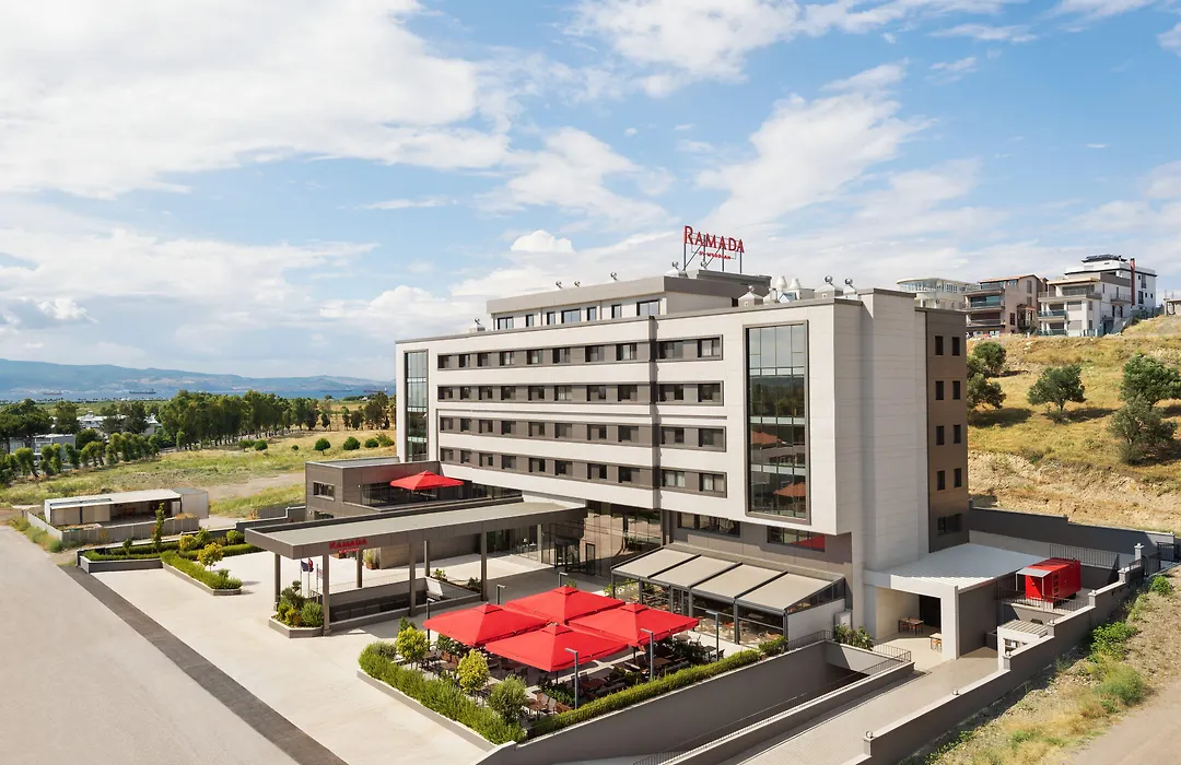 Ramada By Wyndham Izmir Aliaga-1