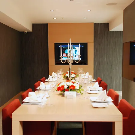 Met Hotel-2