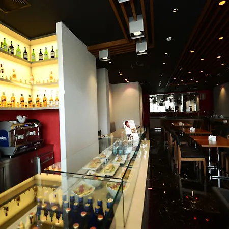 Ramada Encore By Wyndham Izmir-3